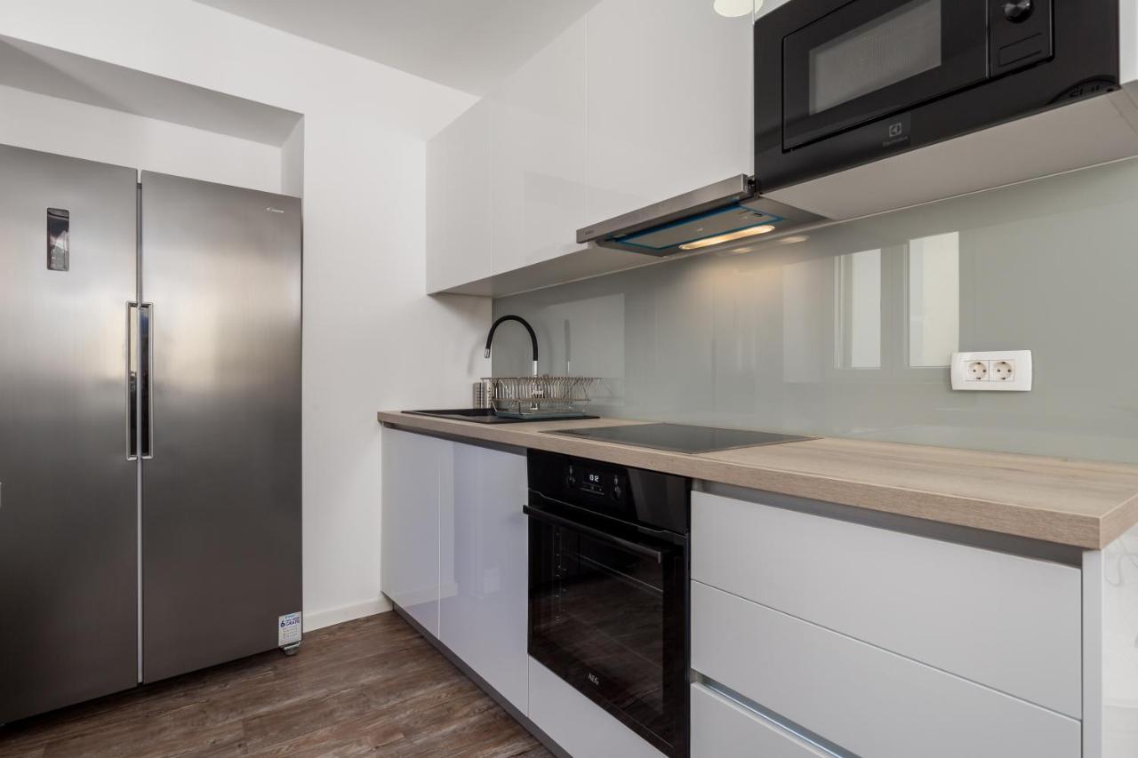 Central Apartments Dalmatina Риека Экстерьер фото